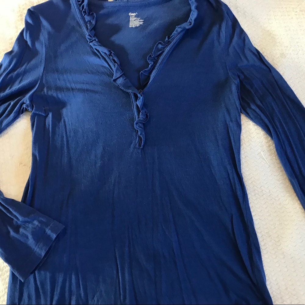 Gap blue ruffled large top - Picture 1 of 3